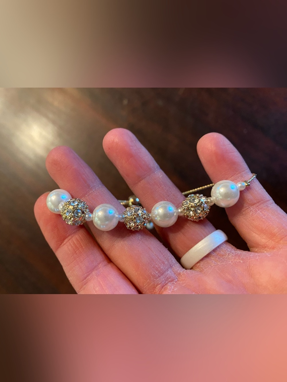 Simulated Pearl and Crystal Bead Bracelet - White and Gold